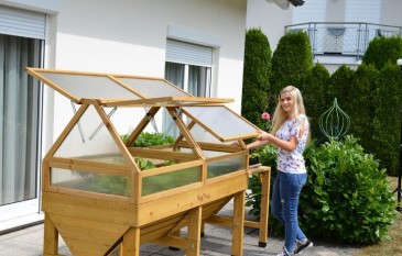 Is Cold Frame a mini-Greenhouse?