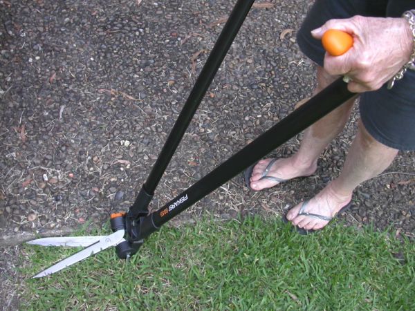 Fiskars 113710 GS53 Power Lever Grass and Hedge Shear