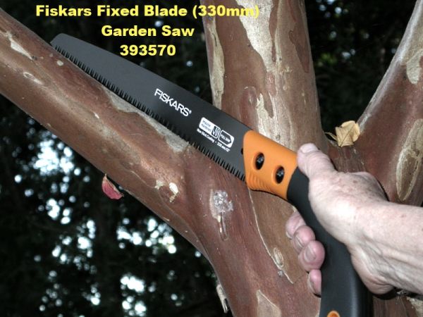 Fiskars 93576935 Fixed Blade Garden Pull Saw 330mm 393570 1027745